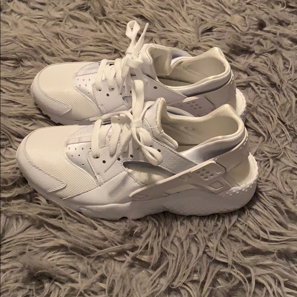 Nike Huaraches 7Y